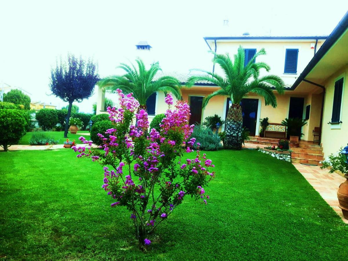 Bed and Breakfast Elisa House Foligno Exterior foto